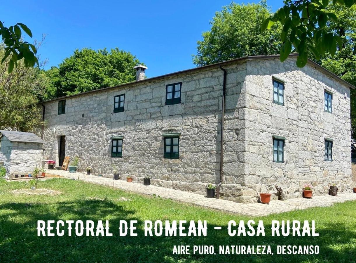 Hostel Rectoral De Romean O Corgo